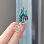 Pin 04